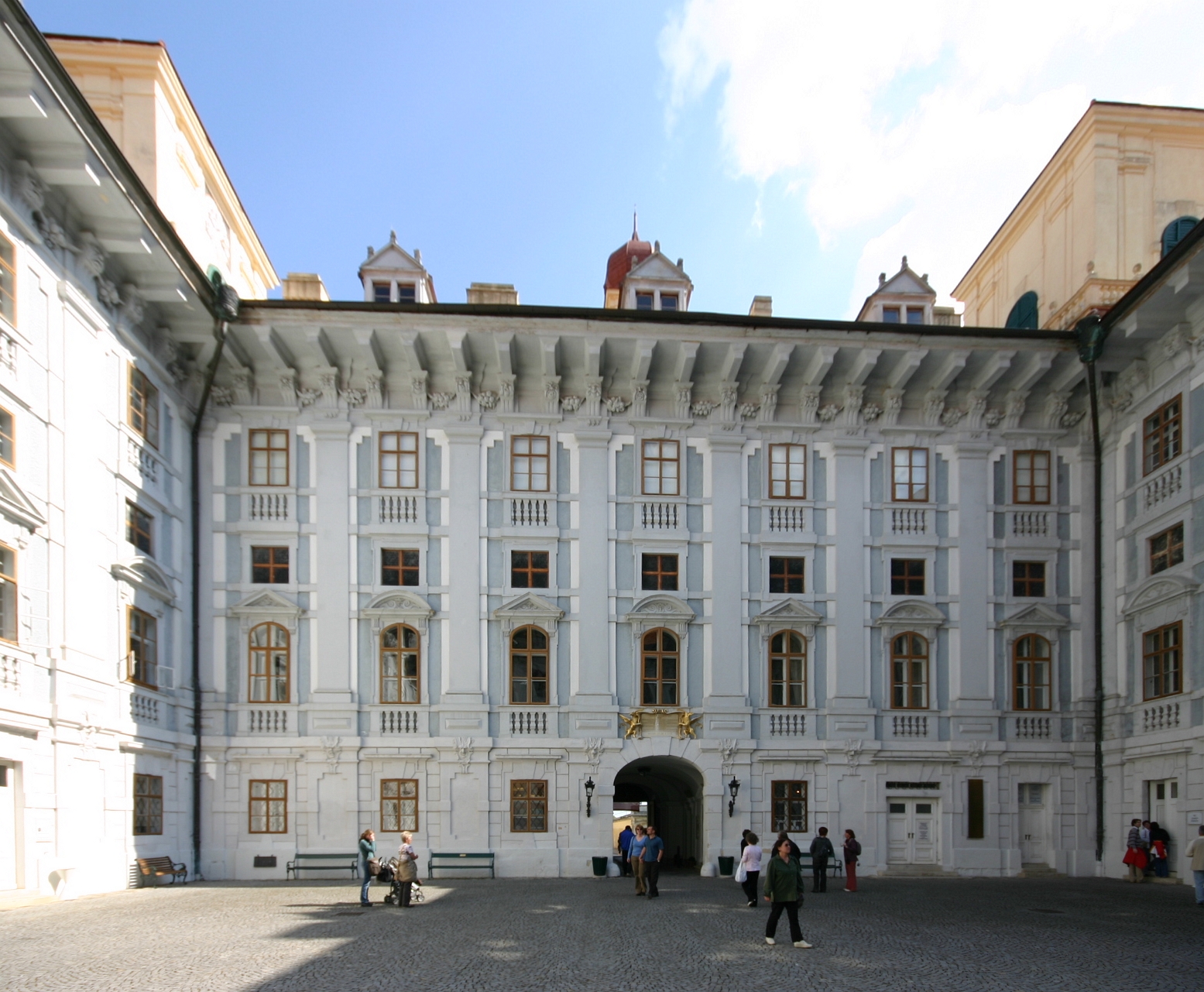 Innenhof von_Schlo_Esterhzy